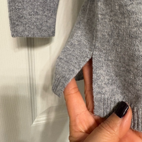 New - Talbot cashmere sweater - Picture 3 of 5